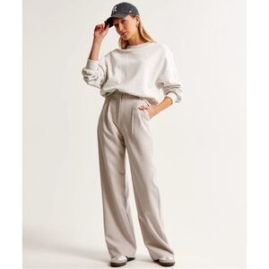 Abercrombie Petite Sloane Tailored Pleated High Rise Wide Leg Trouser Taupe 2S